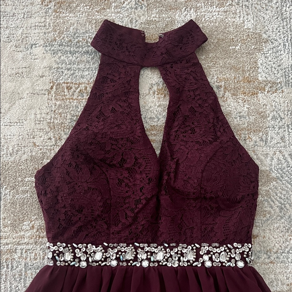 ‼️ Burgundy Dress with Embellished Waist ‼️ - Picture 2 of 4